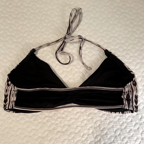 L*Space Bikini Top - Picture 2 of 4